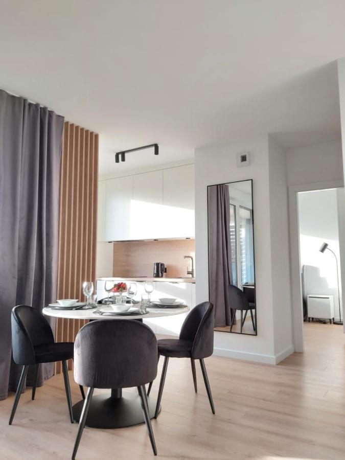 Apartament 150 Zaspa Vvita Z Prywatnym Ogrodem I Tarasem Gdansk Luaran gambar