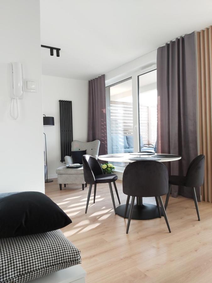 Apartament 150 Zaspa Vvita Z Prywatnym Ogrodem I Tarasem Gdansk Luaran gambar