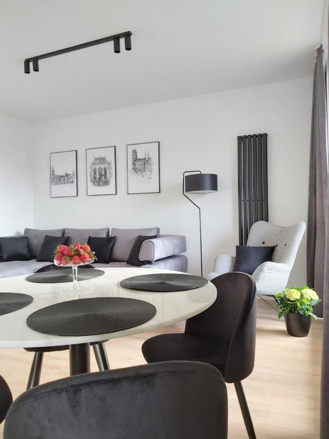 Apartament 150 Zaspa Vvita Z Prywatnym Ogrodem I Tarasem Gdansk Luaran gambar
