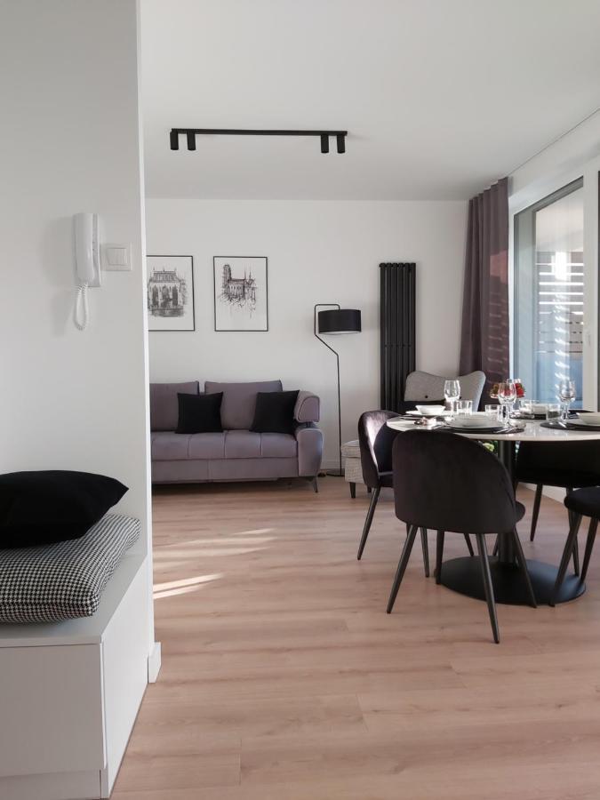 Apartament 150 Zaspa Vvita Z Prywatnym Ogrodem I Tarasem Gdansk Luaran gambar